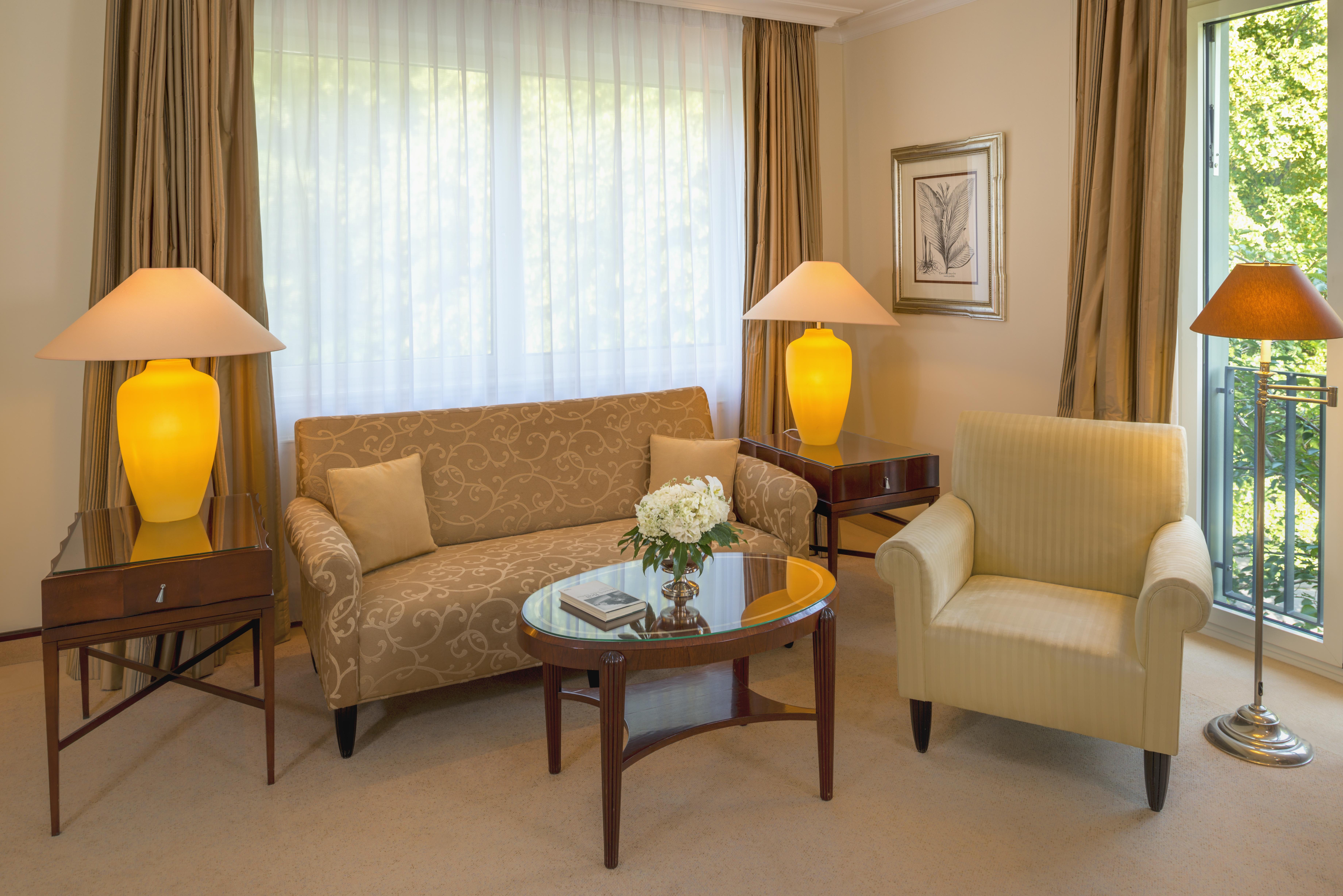 Parkhotel Bremen - Ein Mitglied Der Hommage Luxury Hotels Collection Ngoại thất bức ảnh A living room at the hotel